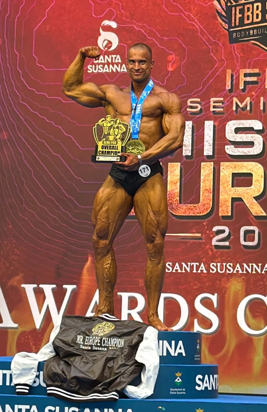 Side chest