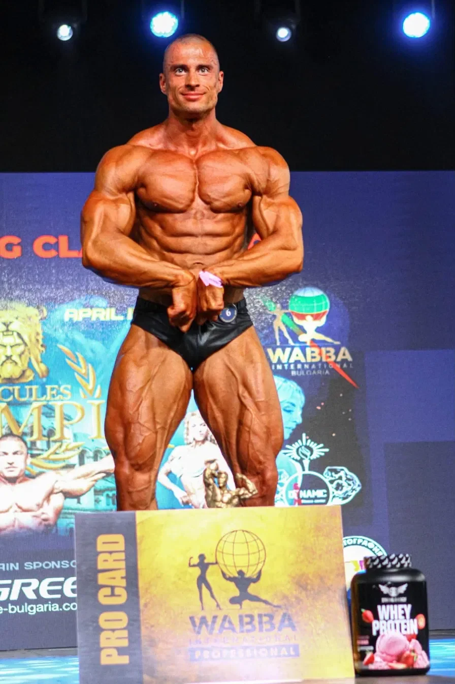 IFBB Pro Card